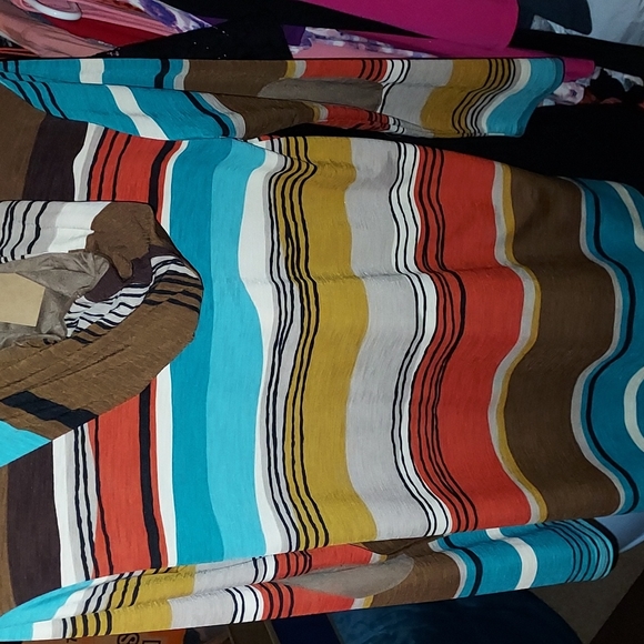 Lilypad Kraze knit top with Hoodia and geometric stripes multicolor. - Picture 5 of 6